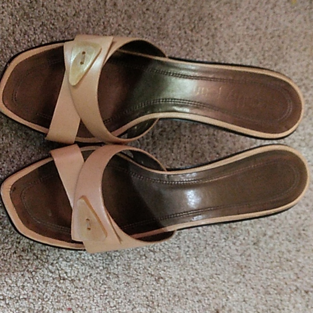 Tan heels